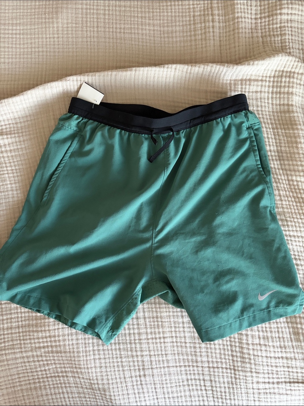 Nike Boys' Dri-FIT Training Shorts, XLarge - Bicoastal